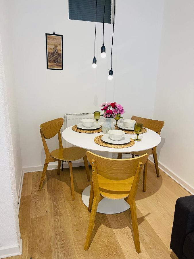 Ground Floor 1 Bedroom Flat In The City Centre Edinburgh Eksteriør bilde