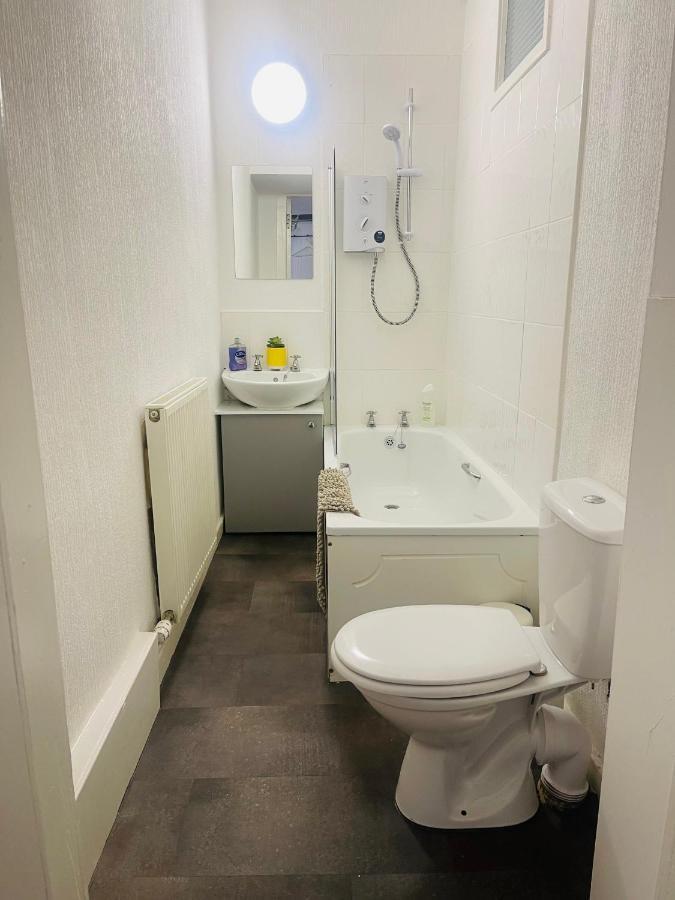 Ground Floor 1 Bedroom Flat In The City Centre Edinburgh Eksteriør bilde