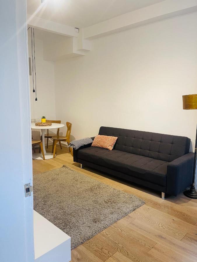 Ground Floor 1 Bedroom Flat In The City Centre Edinburgh Eksteriør bilde